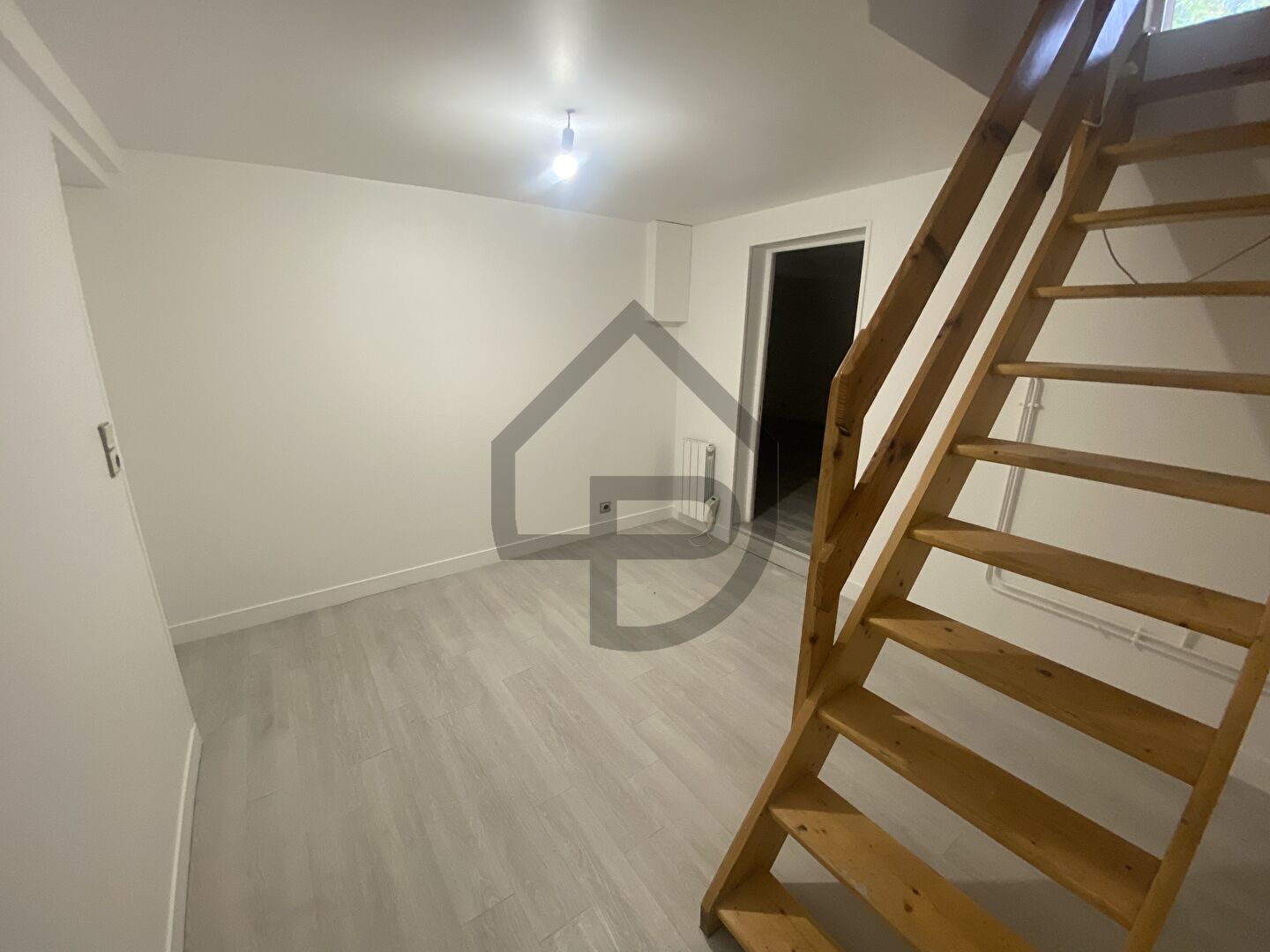 Location Local de 1 pièces 55 m² - RUEIL MALMAISON 92500 | PELISSOLO BEAUHARNAIS  - IMOGROUP photo4