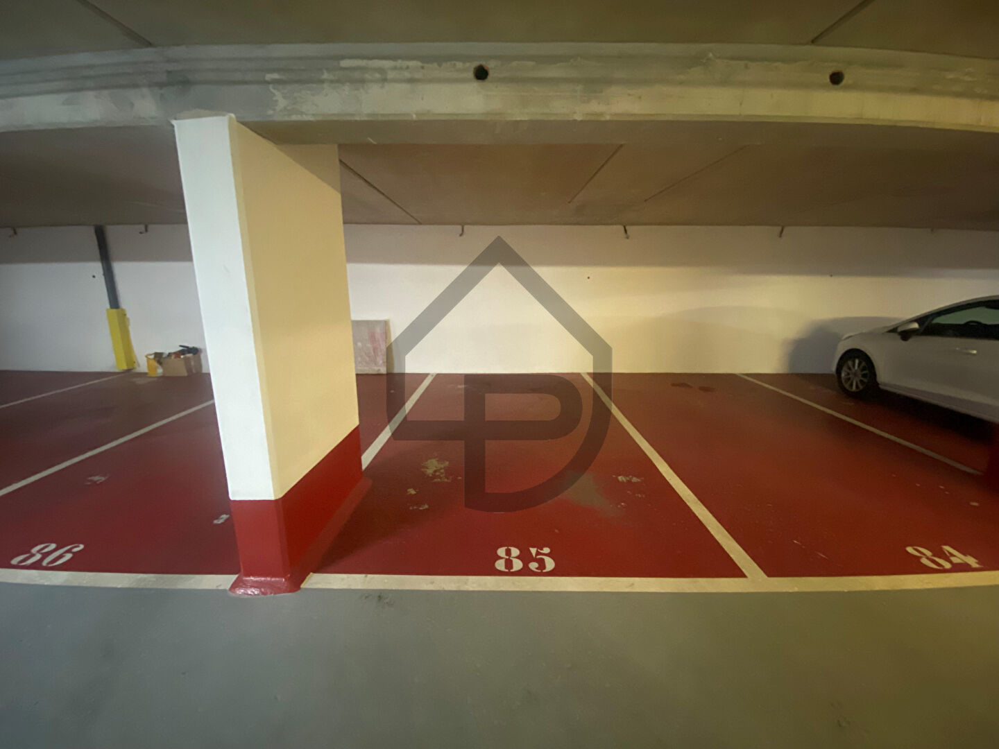 Location Parking de 9 m² - ASNIERES SUR SEINE 92600 | PELISSOLO BEAUHARNAIS  - IMOGROUP photo1