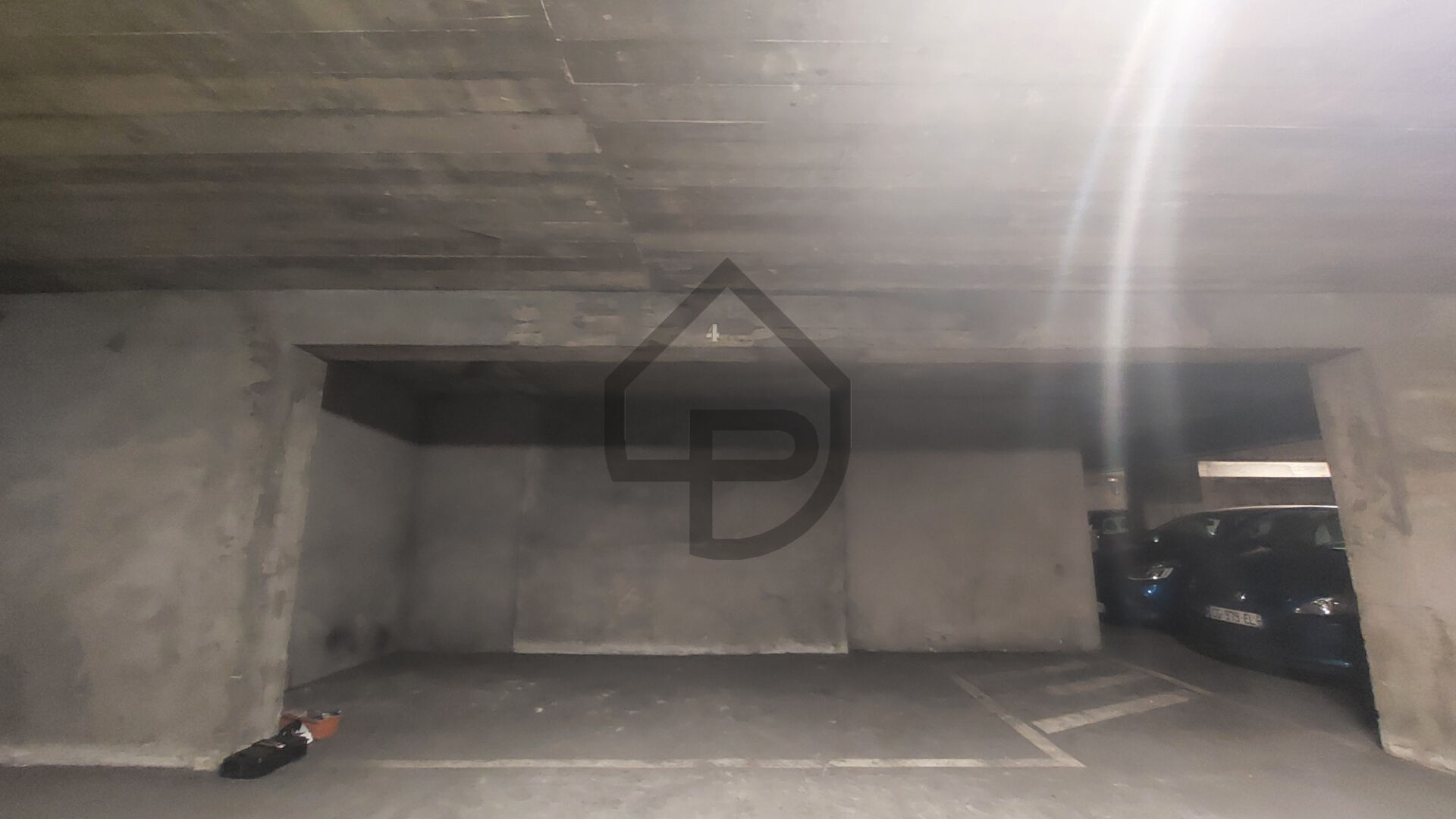 Vente Parking de 12 m² - PARIS 75020 | PELISSOLO IMMOBILIER CHAMPS-ELYSEES - IMOGROUP photo3
