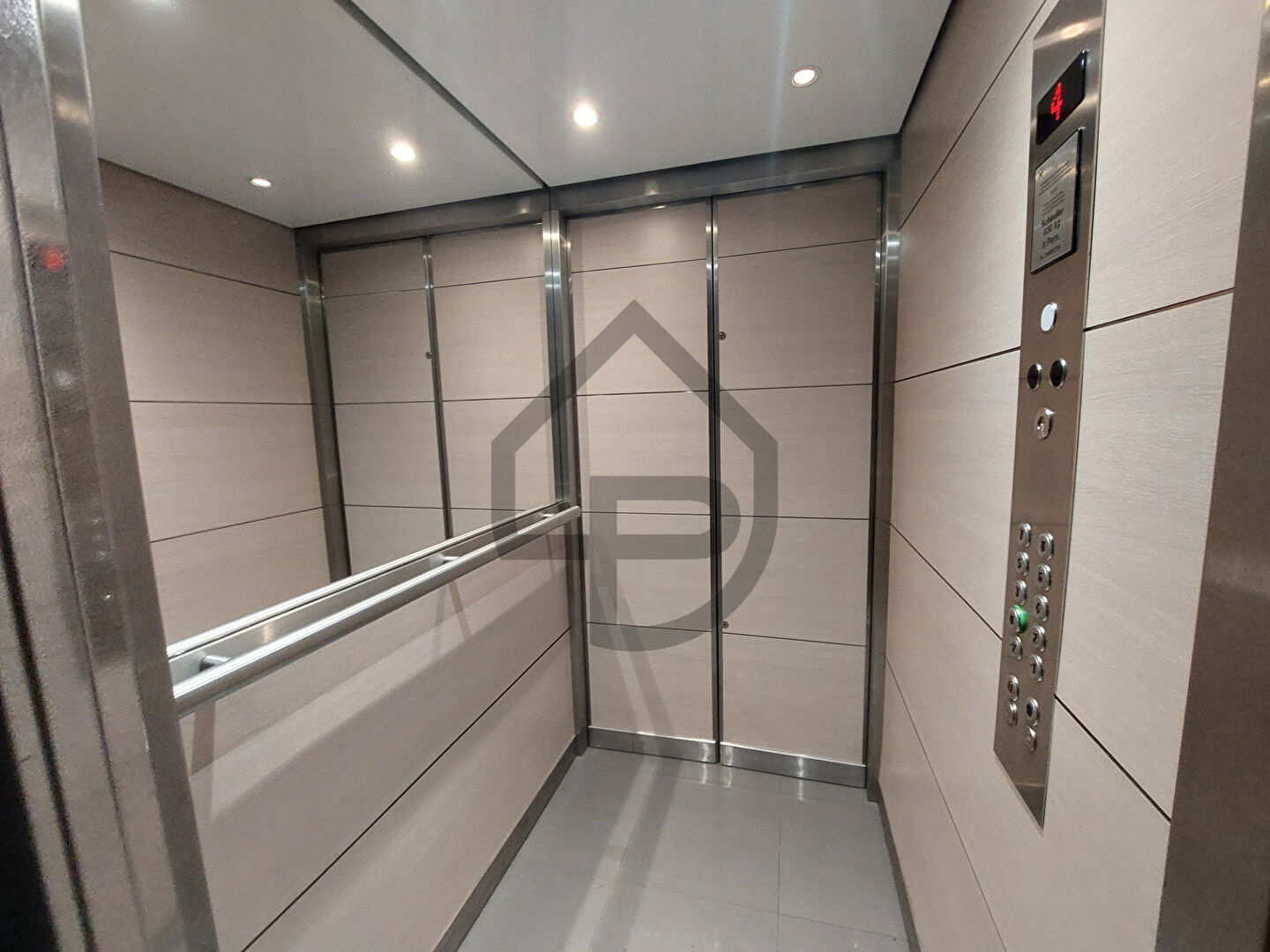 Vente Appartement de 2 pièces 43 m² - NEUILLY SUR SEINE 92200 | PELISSOLO IMMOBILIER CHAMPS-ELYSEES - IMOGROUP photo8