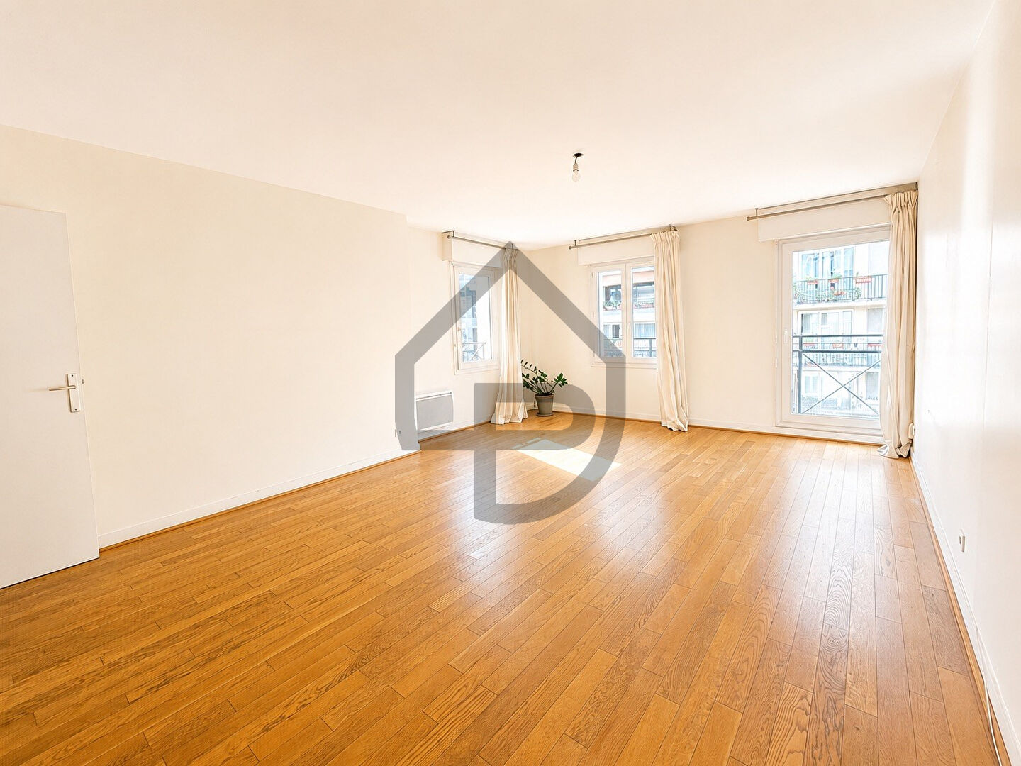 Vente Appartement de 4 pièces 98 m² - PARIS 75011 | PELISSOLO IMMOBILIER BASTILLE - IMOGROUP photo2