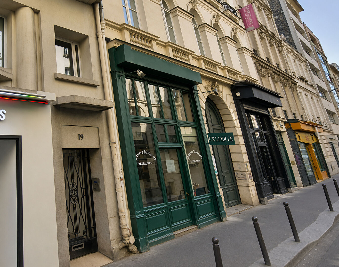 Location Local de 50 m² - PARIS 75009 | PELISSOLO IMMOBILIER CHAMPS-ELYSEES - IMOGROUP photo1