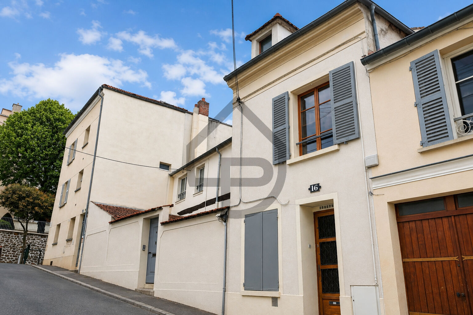 Maison 4 pièces 77 m² · à Rueil-Malmaison · 77 m² · 485 000 €