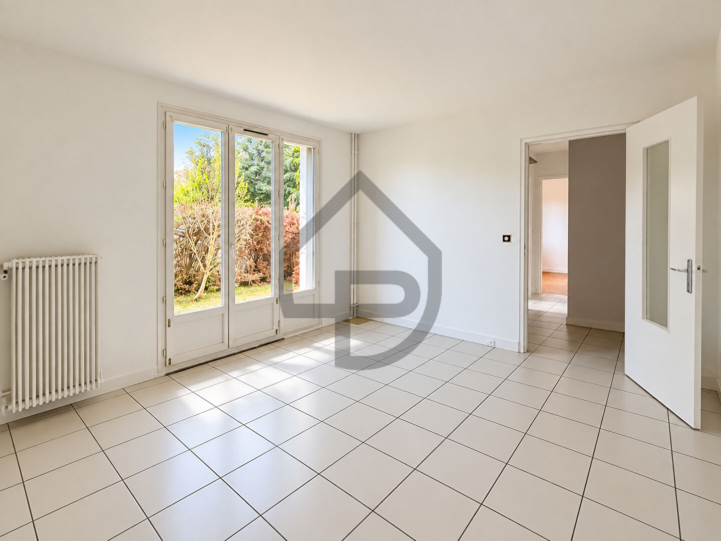Appartement 2 pièces 42 m² · à Saint-Prix · 42 m² · 160 000 €