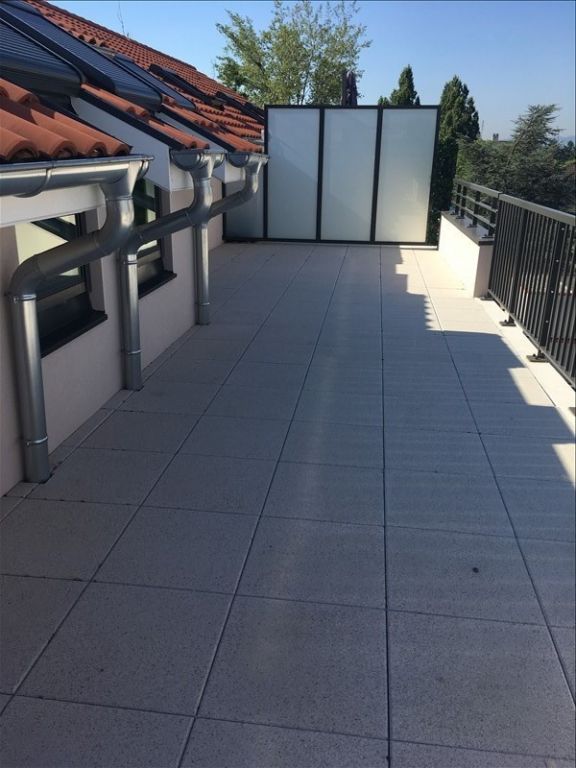 Agence immobilière de 
 REGIE LESCUYER ET ASSOCIES Lyon 6eme - REGIE LESCUYER ET ASSOCIES 
