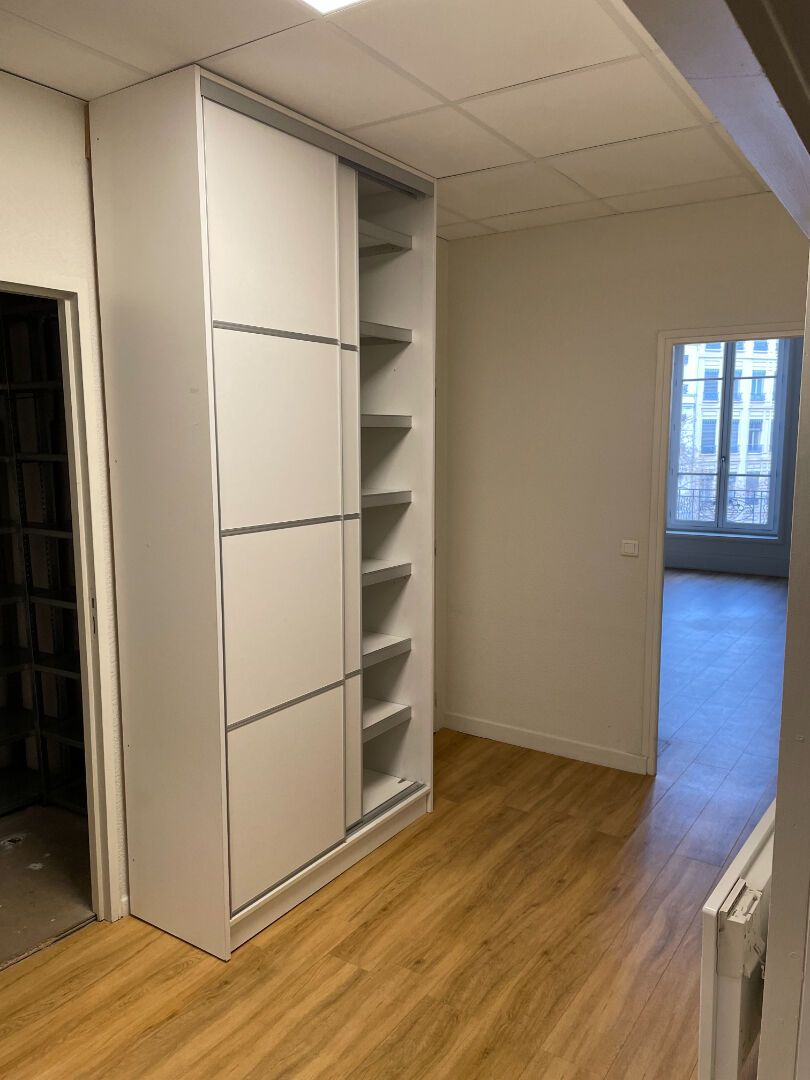 Photo BUREAUX -  AVENUE DE SAXE 69003 LYON image 6/6