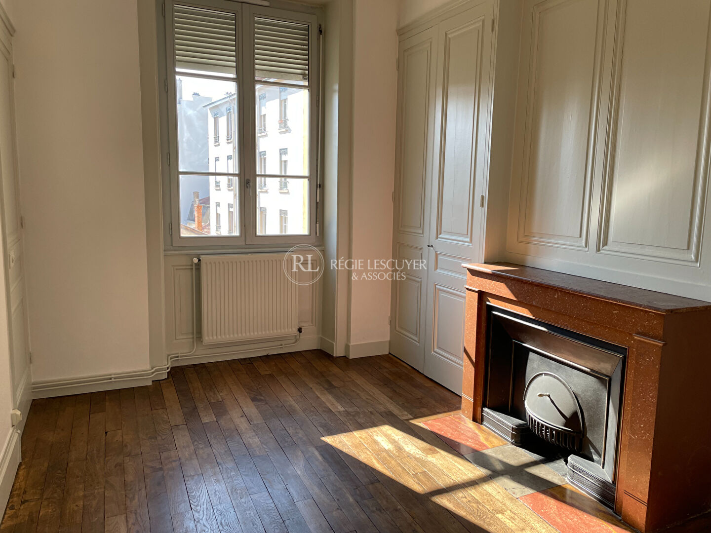 Agence immobilière de 
 REGIE LESCUYER ET ASSOCIES Lyon 6eme - REGIE LESCUYER ET ASSOCIES 
