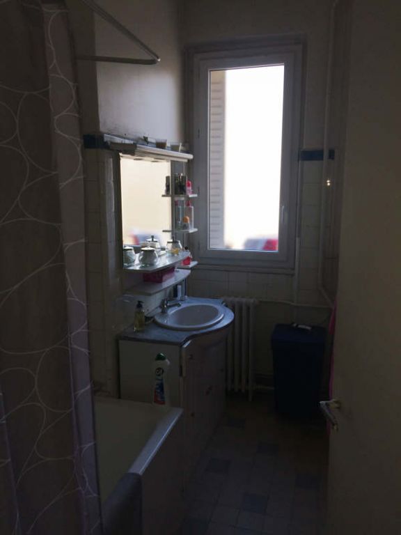 Photo F3 - 66 RUE DU LAC 69003 LYON image 5/6