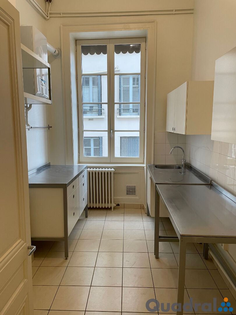 Photo F5 - COURS GAMBETTA - LYON 7 image 4/6