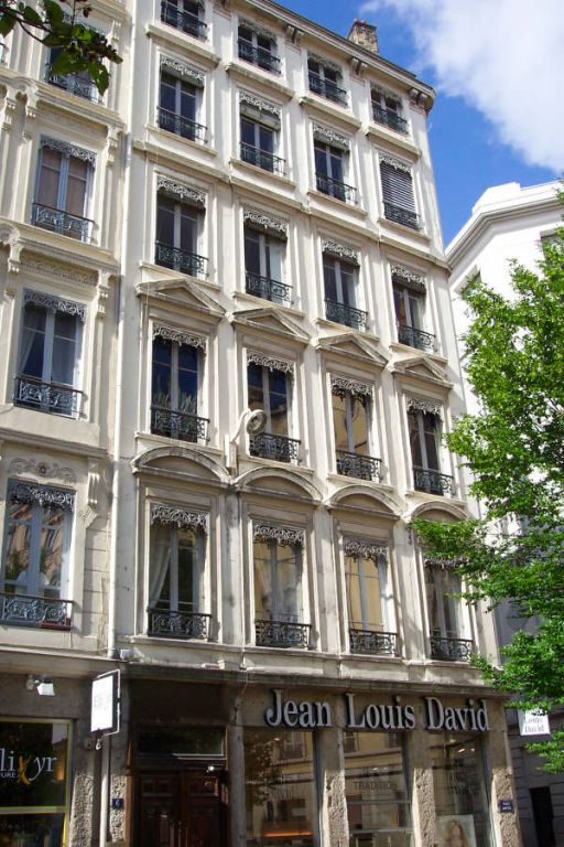 Agence immobilière de 
 REGIE LESCUYER ET ASSOCIES Lyon 6eme - REGIE LESCUYER ET ASSOCIES 
