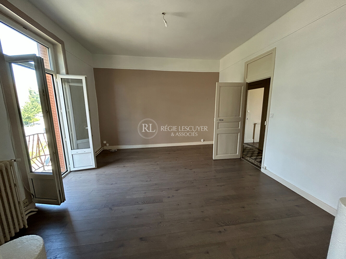 Agence immobilière de 
 REGIE LESCUYER ET ASSOCIES Lyon 6eme - REGIE LESCUYER ET ASSOCIES 
