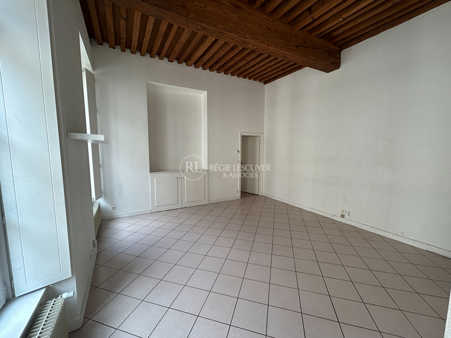 Agence immobilière de 
 REGIE LESCUYER ET ASSOCIES Lyon 6eme - REGIE LESCUYER ET ASSOCIES 
