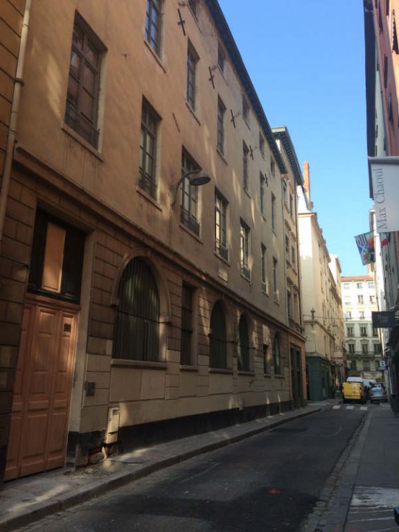 Agence immobilière de 
 REGIE LESCUYER ET ASSOCIES Lyon 6eme - REGIE LESCUYER ET ASSOCIES 
