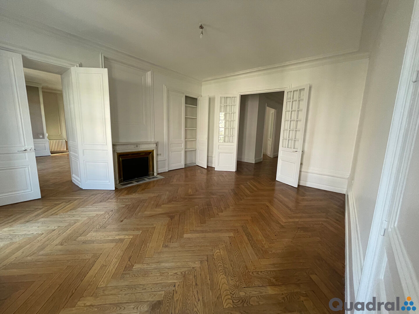 Agence immobilière de 
 REGIE LESCUYER ET ASSOCIES Lyon 6eme - REGIE LESCUYER ET ASSOCIES 
