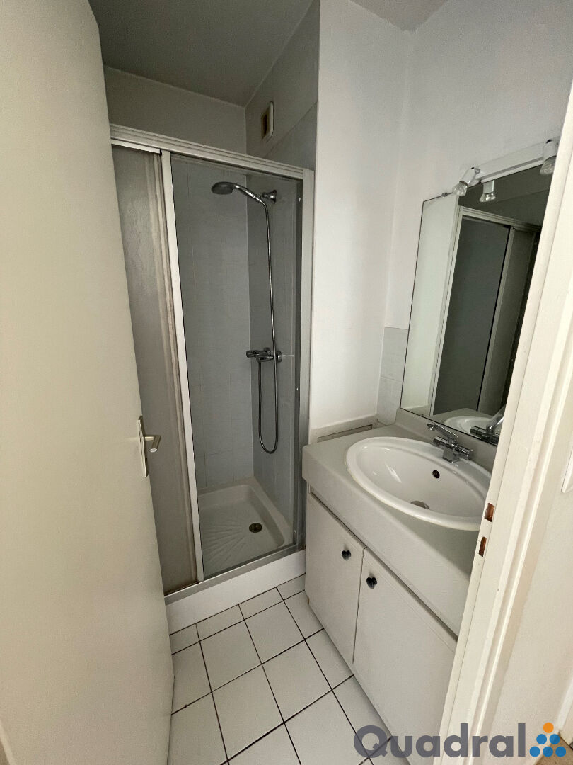 Photo F4 3 RUE ABBE PAPON image 5/6