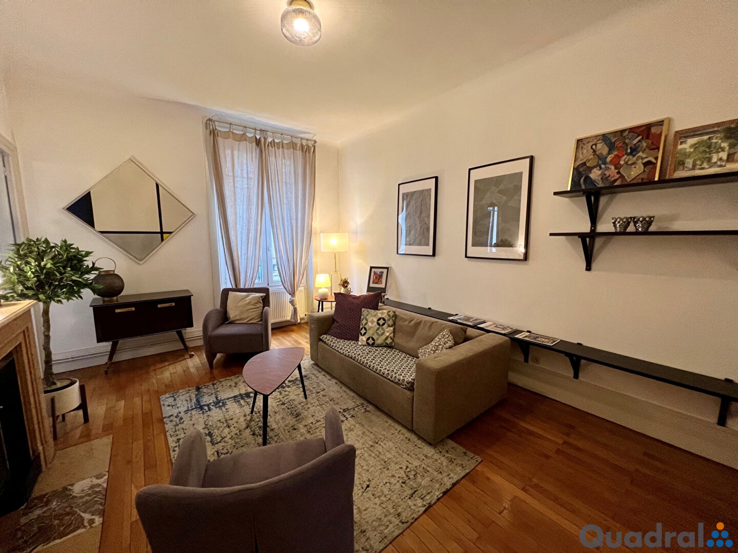 Agence immobilière de 
 REGIE LESCUYER ET ASSOCIES Lyon 6eme - REGIE LESCUYER ET ASSOCIES 
