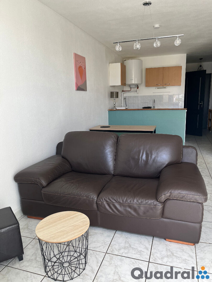 Photo F2 MEUBLE - 12 rue Buffevent  38260 LA COTE SAINT ANDRE image 2/6
