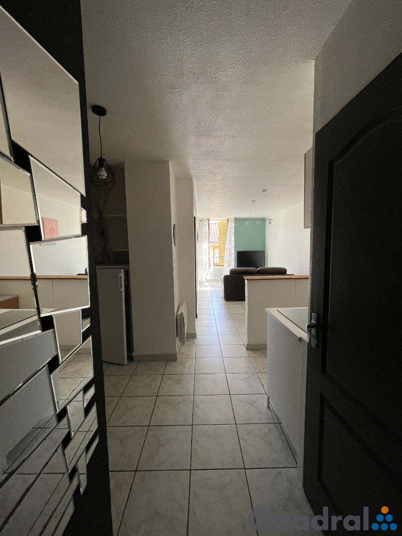 Photo F2 MEUBLE - 12 rue Buffevent  38260 LA COTE SAINT ANDRE image 4/6
