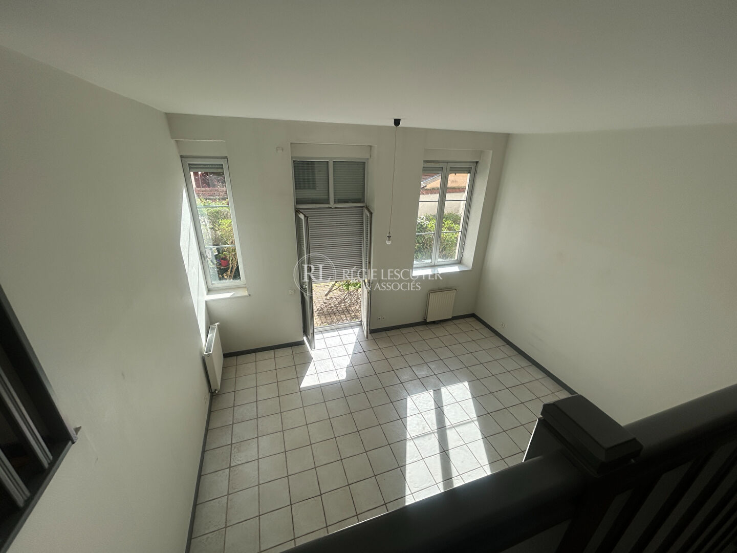 Agence immobilière de 
 REGIE LESCUYER ET ASSOCIES Lyon 6eme - REGIE LESCUYER ET ASSOCIES 
