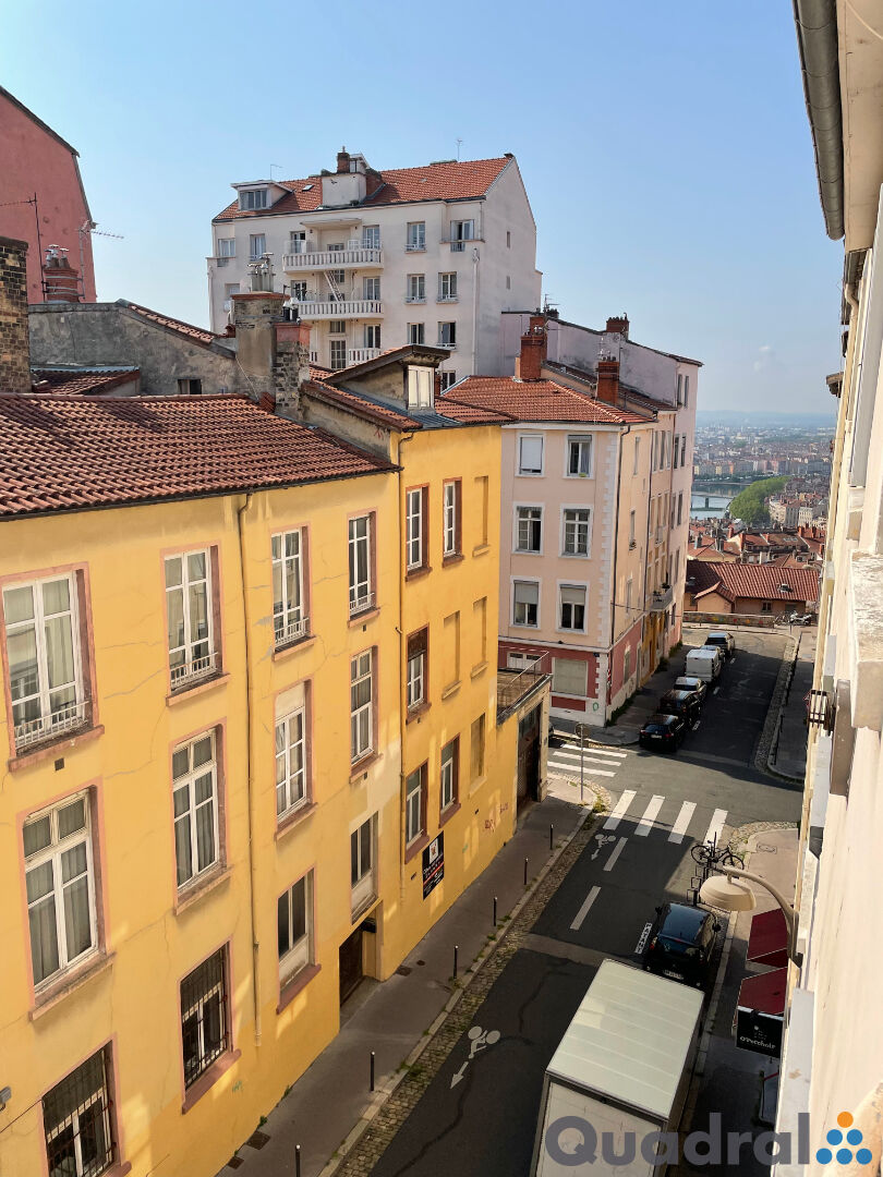 Agence immobilière de 
 REGIE LESCUYER ET ASSOCIES Lyon 6eme - REGIE LESCUYER ET ASSOCIES 
