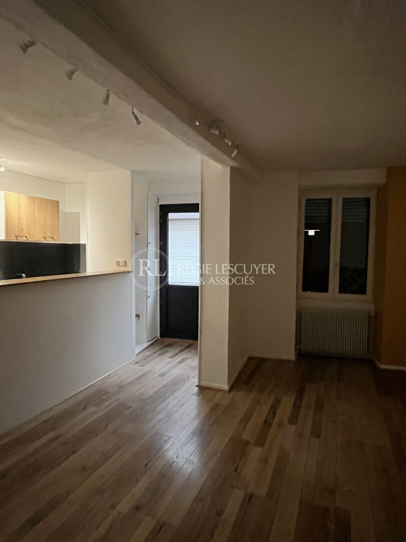Photo MAISON RUE DU PETIT BION 38300 BOURGOIN JALLIEU ( 38) image 5/6
