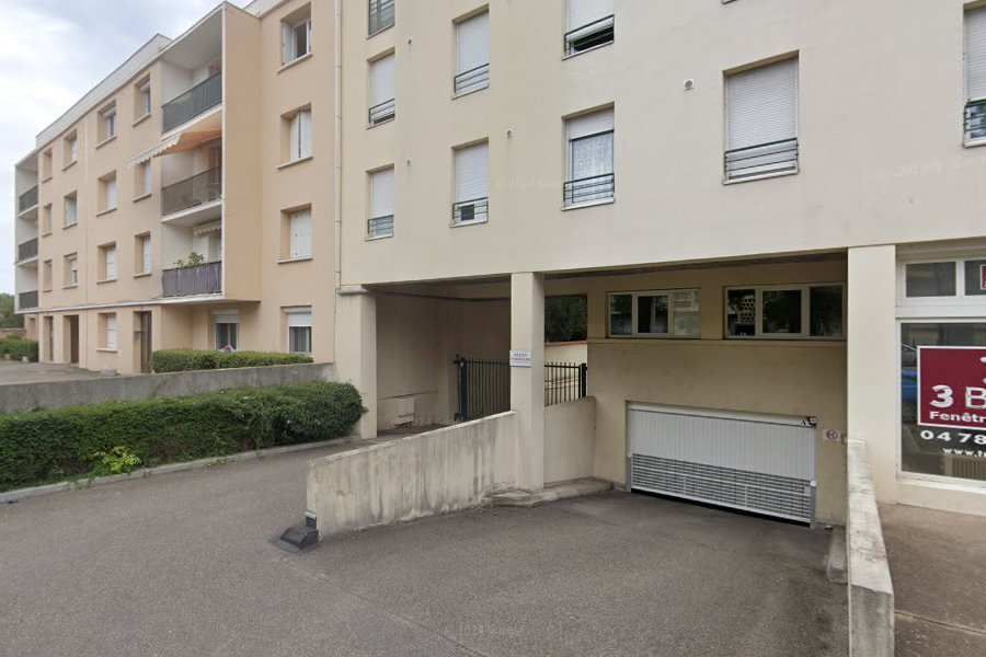 Agence immobilière de 
 REGIE LESCUYER ET ASSOCIES Lyon 6eme - REGIE LESCUYER ET ASSOCIES 
