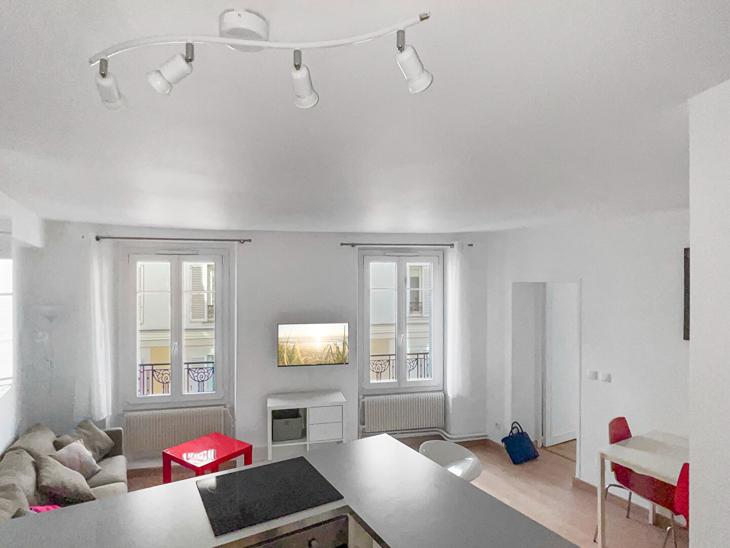 APPARTEMENT CALME - 2 PIECES - 35M2
