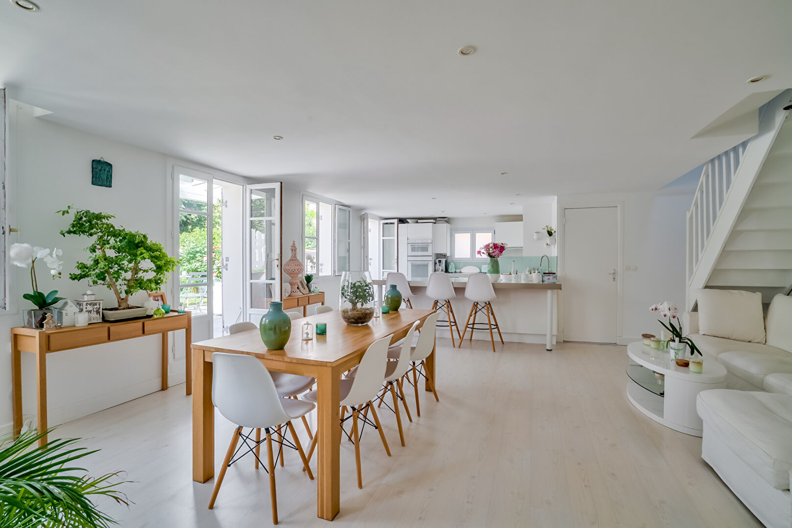 Photo MAISON - 6 PIECES - 200 m² image 5/6
