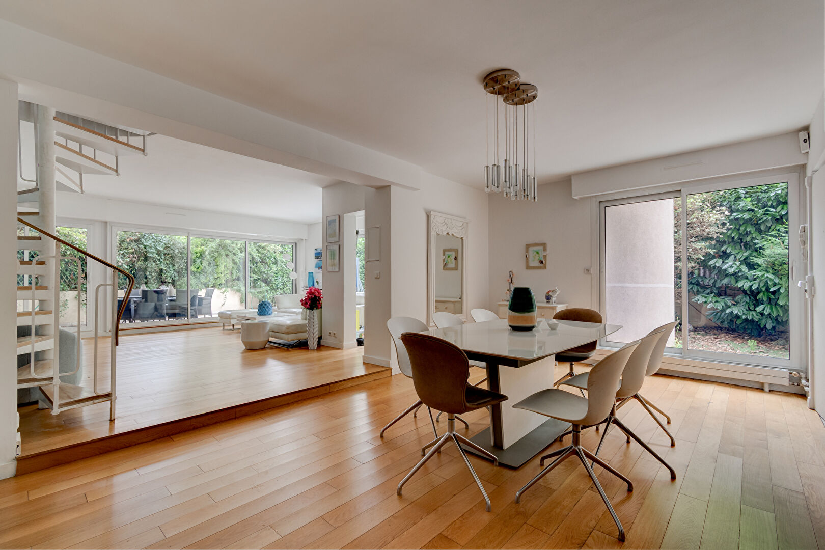 Photo MAISON LUMINEUSE - 6 PIECES - 173.94M² image 6/6