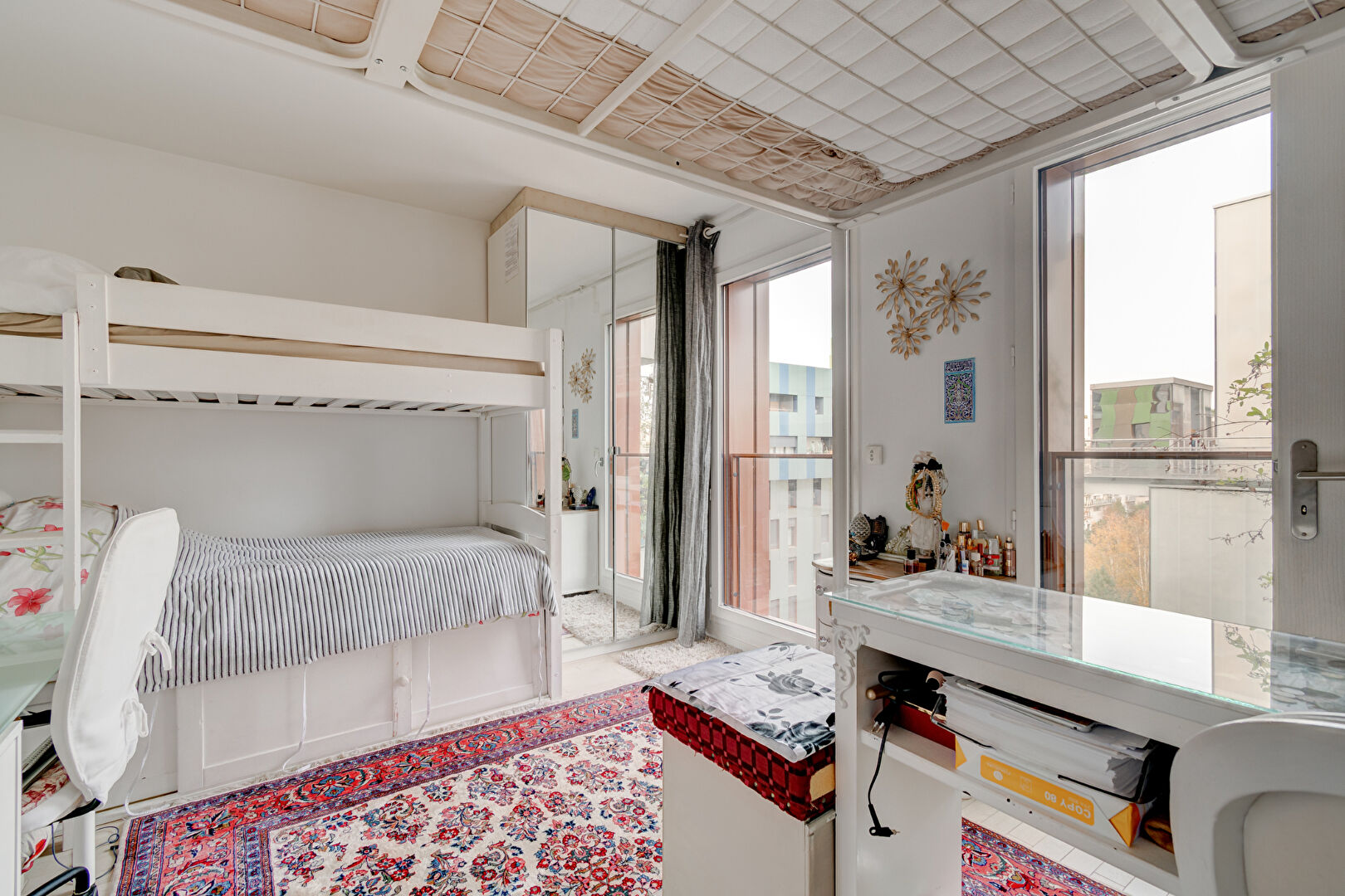 Photo APPARTEMENT RÉCENT AVEC EXTÉRIEUR - 3 PIÈCES - 52 M² image 5/6