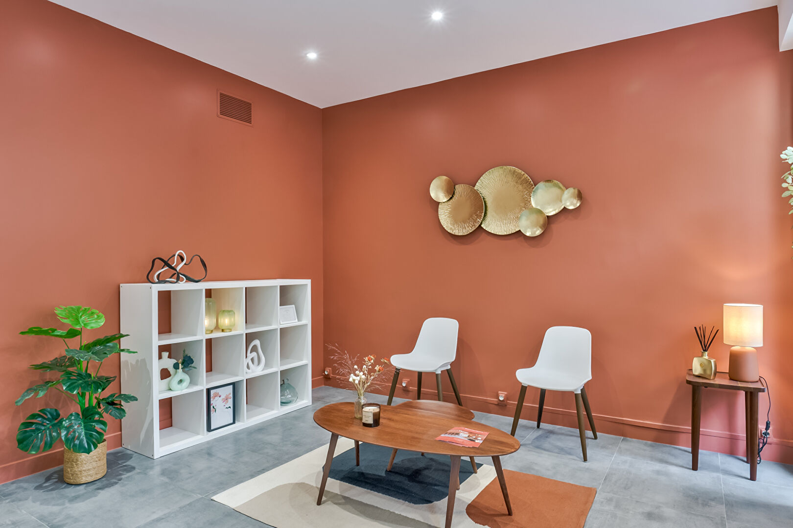 Photo Local professionnel 60 m² rénové ? Métro Mairie d'Issy (Ligne 12) image 1/6