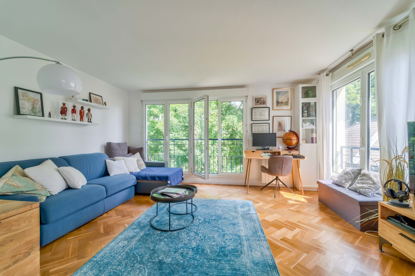 Appartement familial 4 pièces - 97 m² - Balcon plein sud - Triple exposition - Double parking - Résidence de standing - Proximité Tram T10 / Commerces