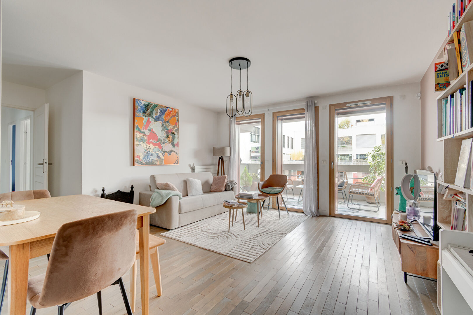 Photo APPARTEMENT RÉCENT AVEC EXTÉRIEUR - 3 PIÈCES - 62 M² image 3/6