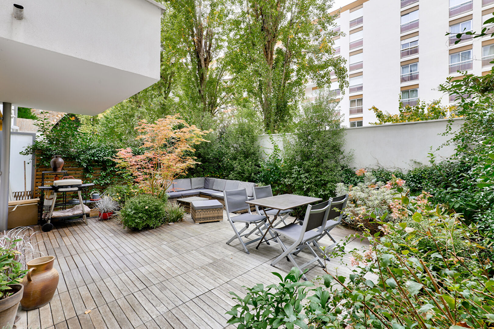 Photo Olympe de Gouges-2P Meublé- TERRASSE image 1/6