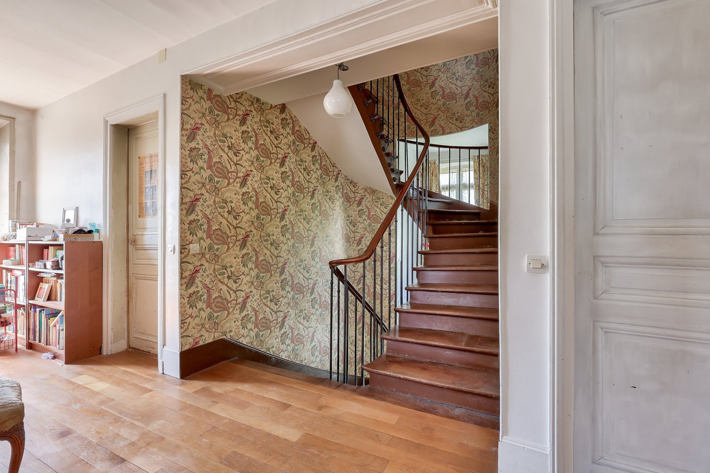 Photo MAISON BOURGEOISE - 8 Pièces -  180 m² image 4/6