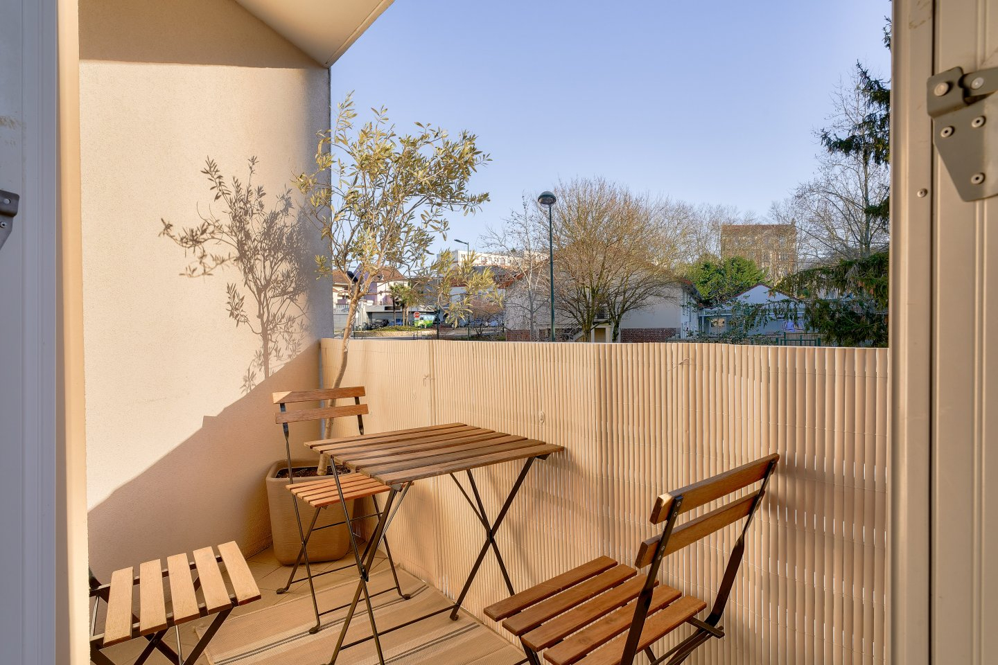 Appartement avec 3 chambres balcon centre ville