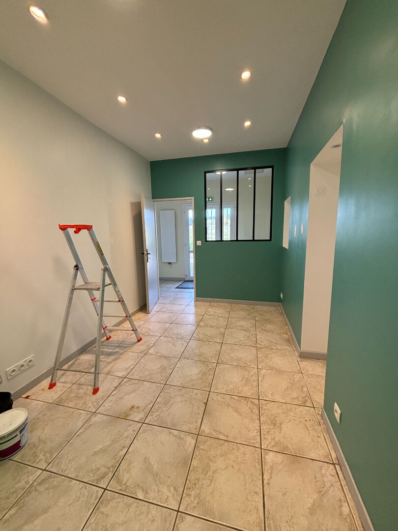 Photo Bureaux Vaugneray 90 m2 image 2/6