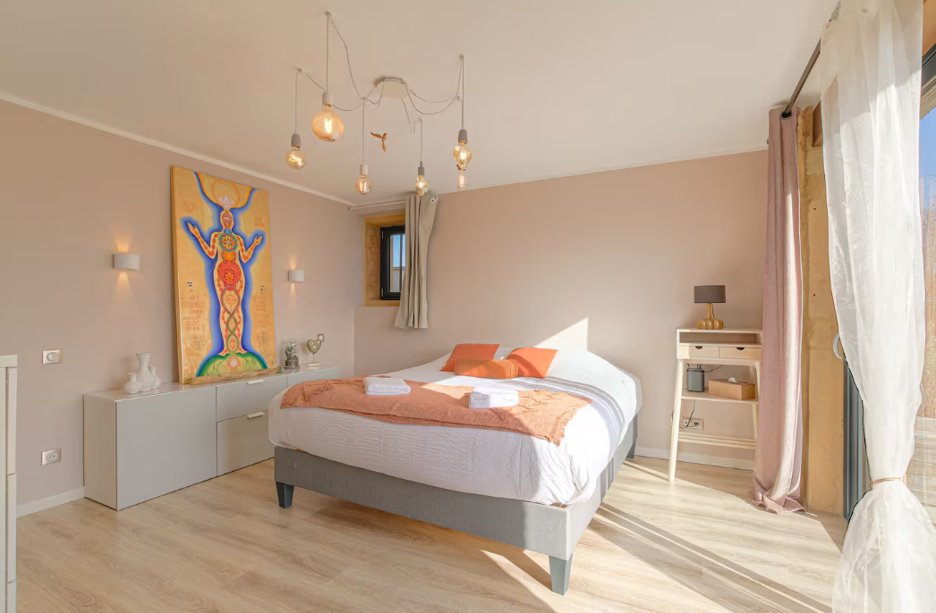 Photo GLEIZE Maison de 220 m² avec grand terrain et piscine image 5/6