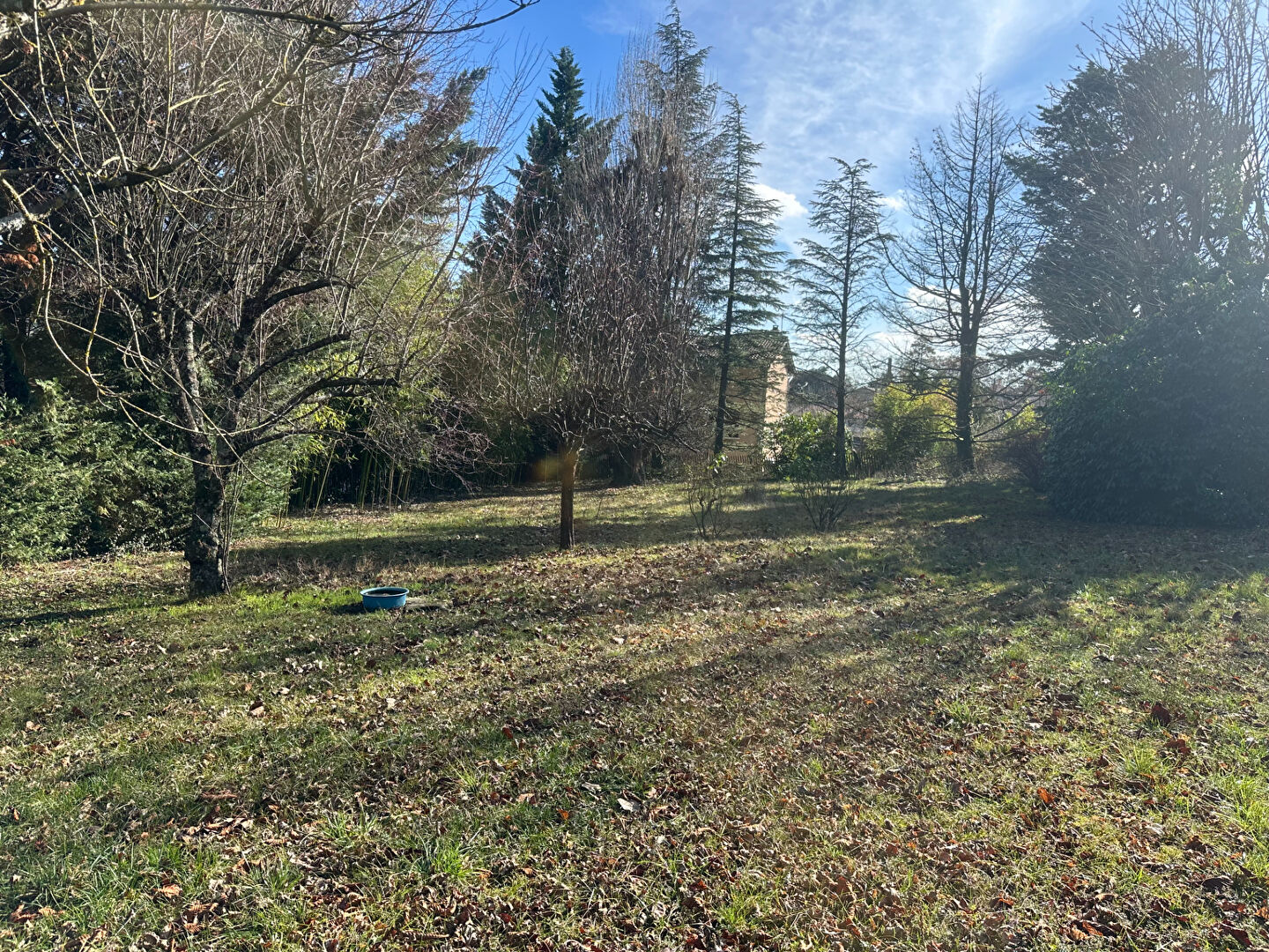 Photo Au calme, plein centre, terrain viabilisé image 5/6