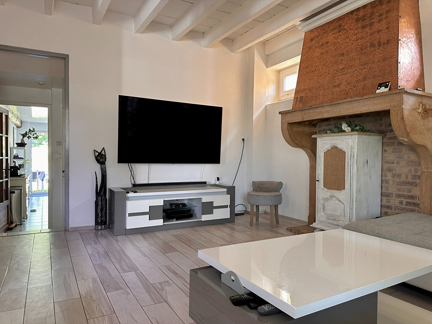 Photo LIERGUES - Maison familiale de 200 m²  + dépendances sur un terrain de 822m² image 5/6