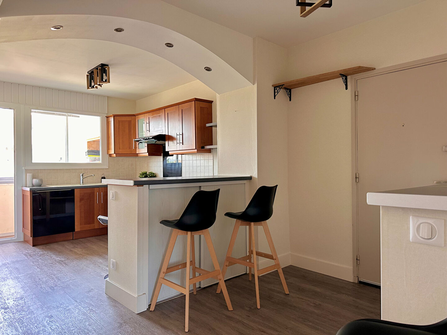 Photo VILLEFRANCHE Centre, T4 de 86 m² avec terrasse, cave et parking image 2/6