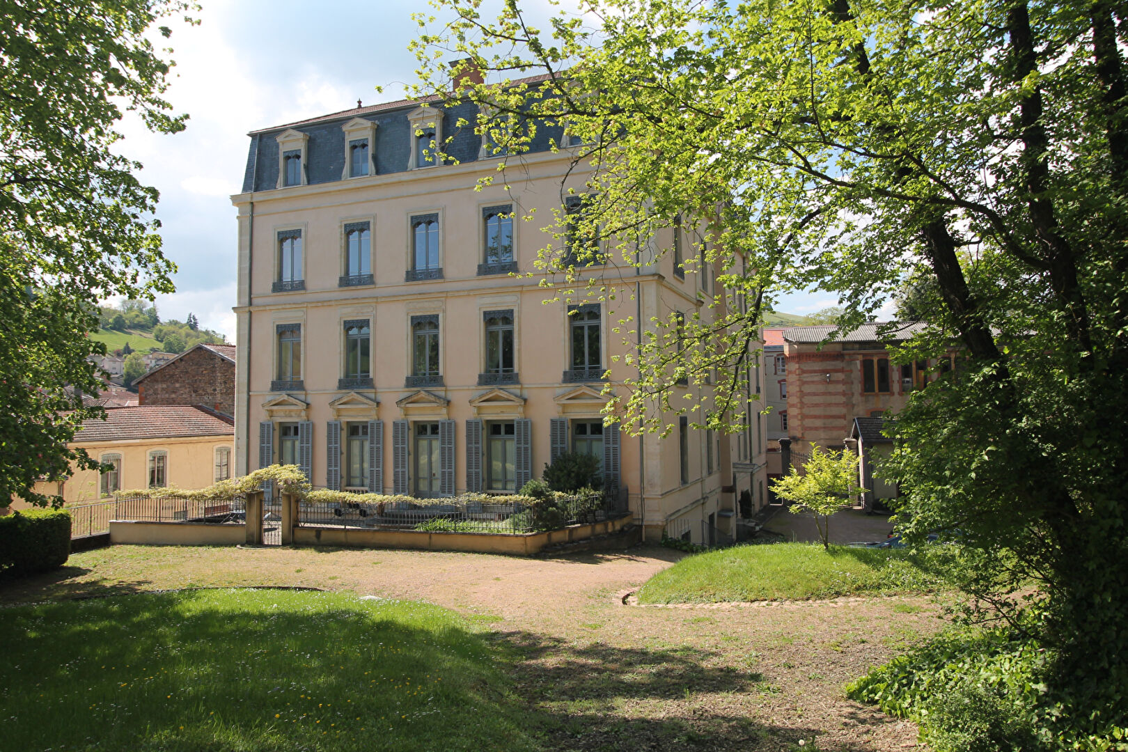 Agence immobilière de SÉLECTION IMMOBILIER - SÉLECTION IMMOBILIER Liergues