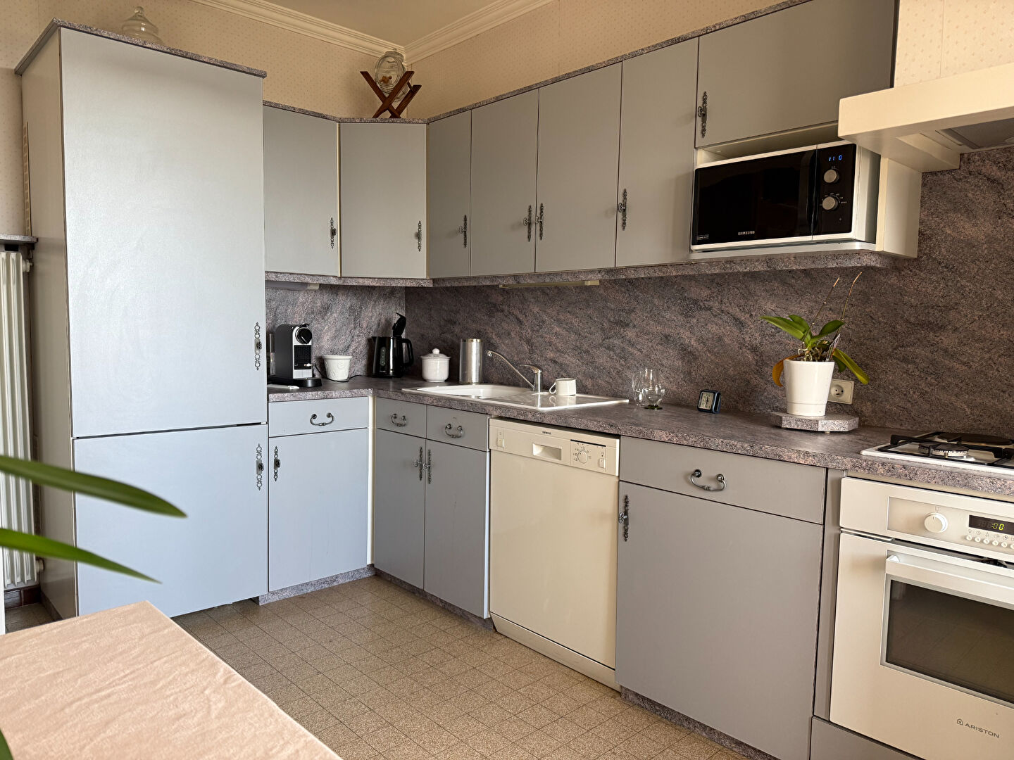 Photo Belleville  Appartement T4 de 68 m²  avec balcon et vue incroyable image 5/6