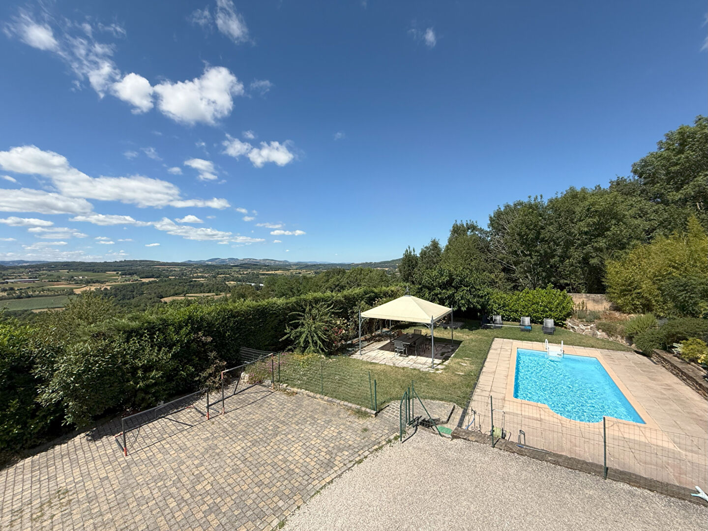 Agence immobilière de SÉLECTION IMMOBILIER - SÉLECTION IMMOBILIER Grezieu la Varenne