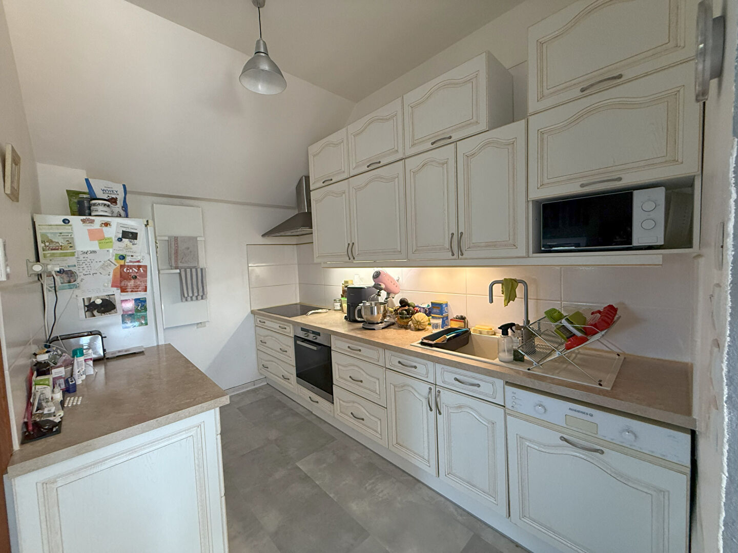 Photo Grande maison familiale avec vue et piscine image 3/6