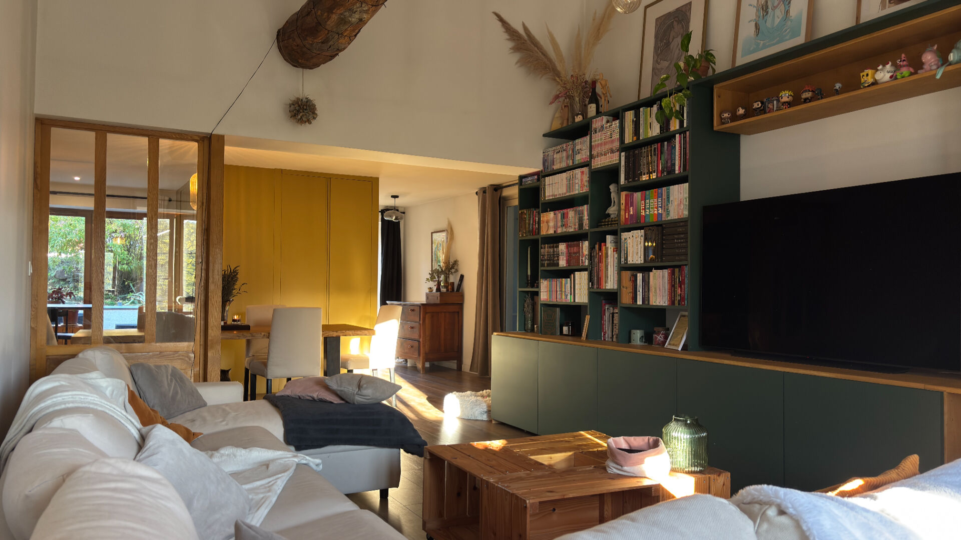 BOIS D'OINGT - Appartement  T3 de plain-pied avec terrasse et jardin