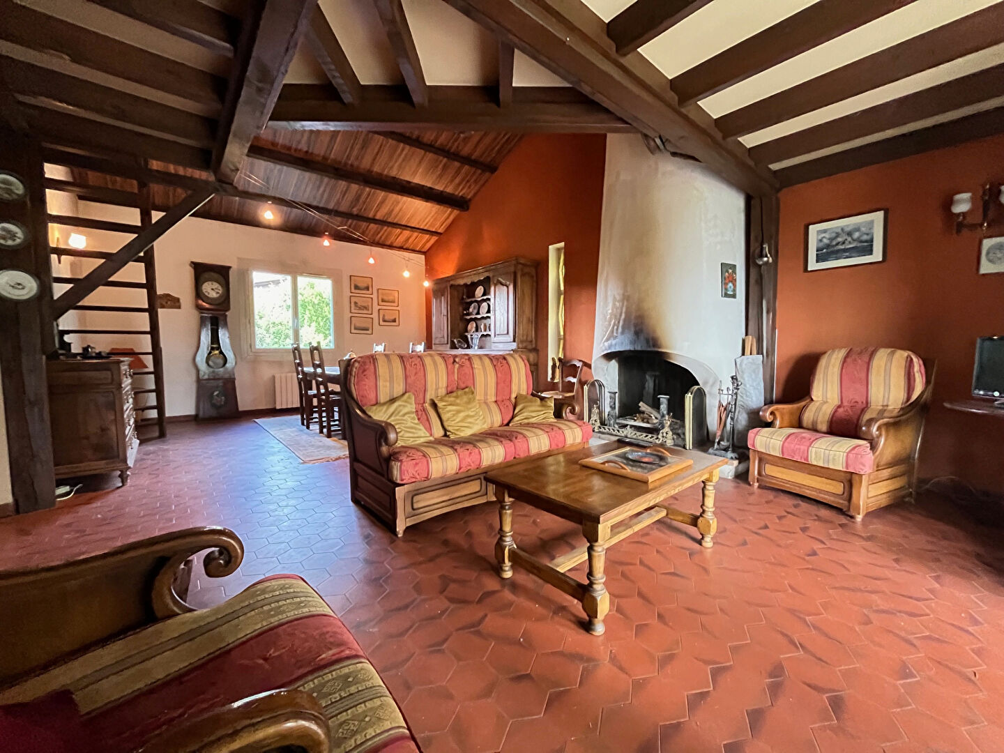 Photo Versant ouest, villa T5 130 m²  avec vue. image 5/6