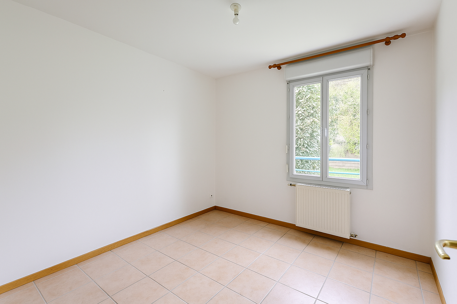 Photo Centre village, T3 de 73 m² avec terrasses et jardin image 5/6