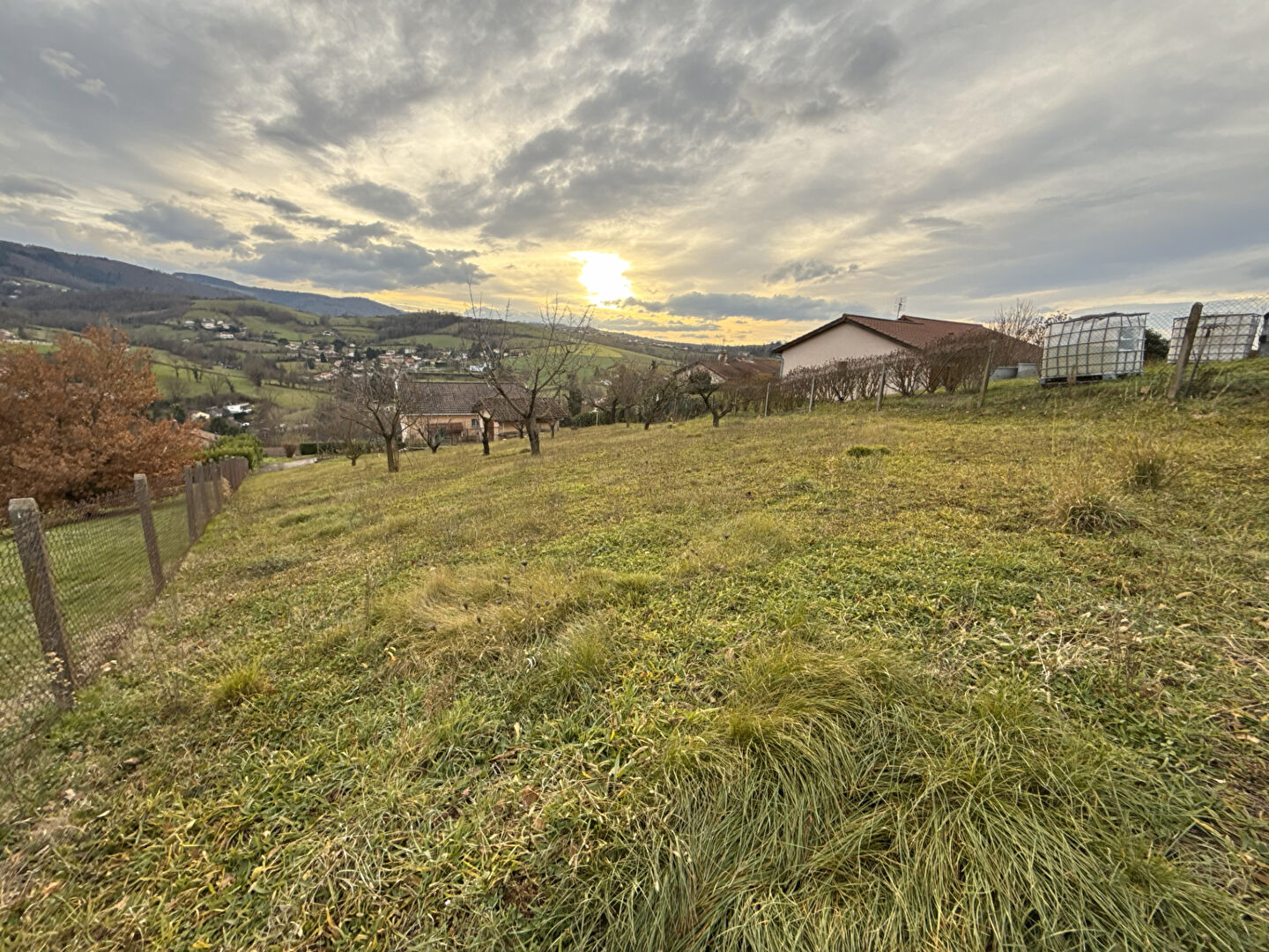 Photo Maison sur sous sol complet + Terrain à batir image 2/6