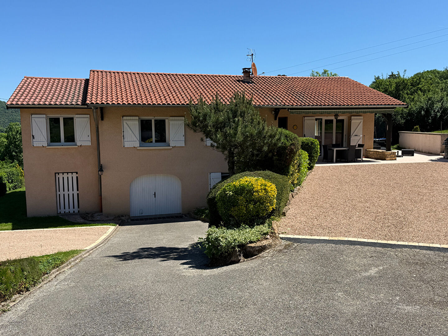 Agence immobilière de SÉLECTION IMMOBILIER - SÉLECTION IMMOBILIER Liergues